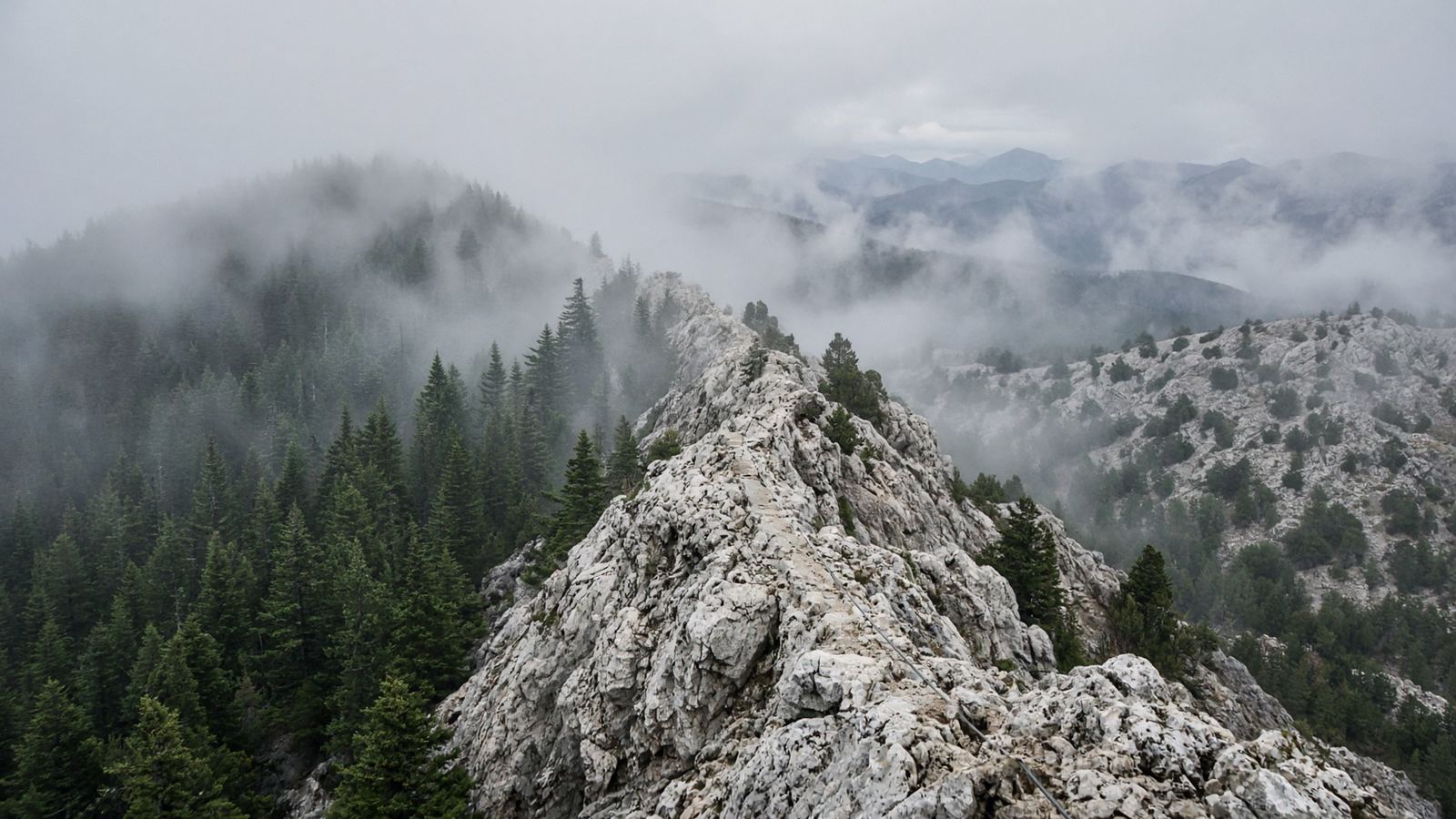 Crestería en Sierra de las Nieves, Parque Nacional Sierra de las Nieves